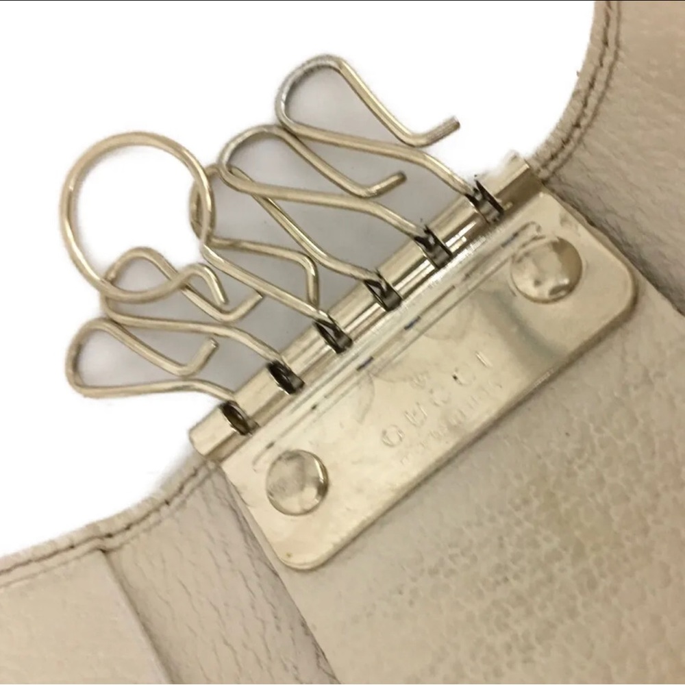 GUCCI Logo Canvas Leather 6 Key Ring Case - Picture 4 of 8